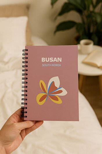 Ecrou Busan Spiral Notebook