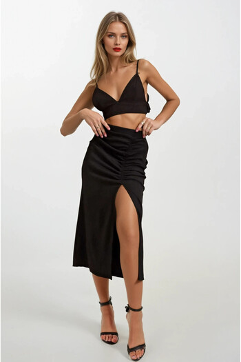 hazelin Women's Black Elastic Waist Slit Long Skirt Hzl22S-Bd118801