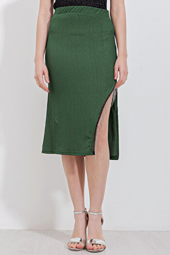 hazelin Women's Emerald Green Slit Tassel Jewelled Elastic Waist Long Skirt HZL24S-BD118901