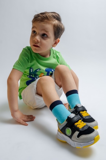 mnpc Boy's Gray Sports Shoes