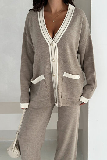 lovebox Knitwear Double Set - V-Neck Metal Button Detailed Cardigan and Trouser Set Stylish Design 002