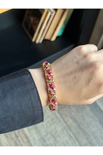 HOUSEKİ Satin Enameled Handcuffs