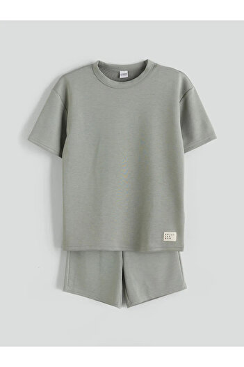 LC Waikiki Lcw Kidsgreen Basic Boys' T-Shirt and Shorts 2-Piece Set