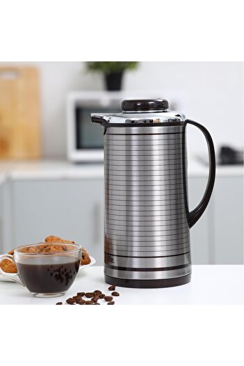 Geepas Hot and cold insulated stainless steel jug with a glass interior. GVF5258