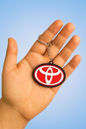 Kant Store Toyota Keychain Modern Stylish Logo Toyota Logo (Plastic)