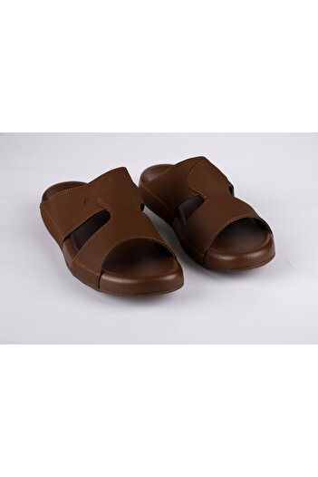 Elite Gulf sandal with oriental design