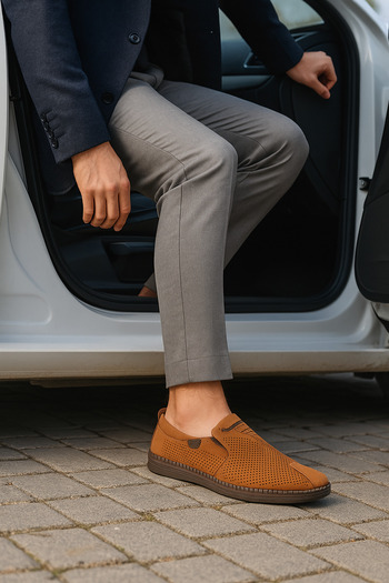 Growish Gr0368 Genuine Nubuck Leather Lightweight Poly Sole Perforated Casual Espadrille Style with Stitched Accessories