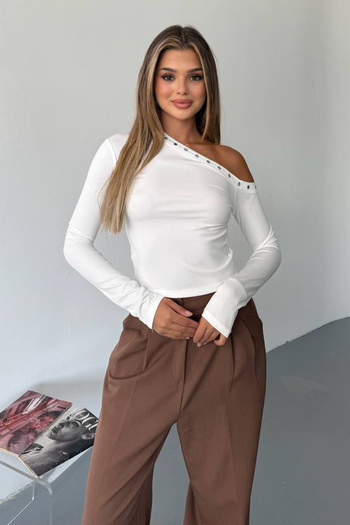 GİYSA Women's Asymmetrical Collar One Shoulder Detailed Long Sleeve Blouse White - 26K 2542
