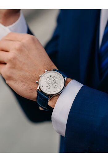 GT Collection Men's Elegant Watch with Blue Leather Strap, Sapphire Glass and Stainless Steel Case