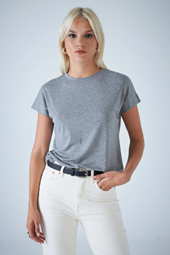 Cool & Sexy Women's Gray T-Shirt Lpp1313