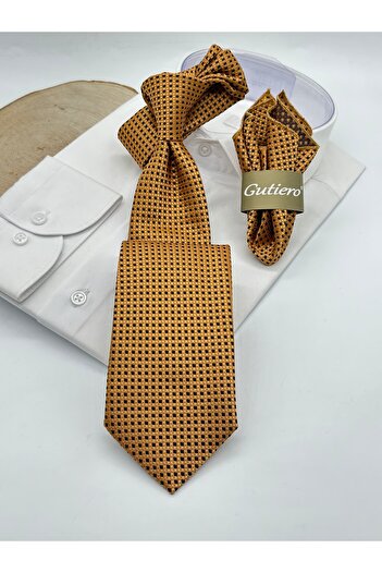 Gutiero Classic Tie with Gold Patterned Handkerchief