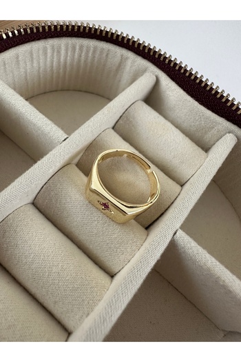 ringbox خاتم رباعي الشكل من حجر الفوشيا على شكل نجمة