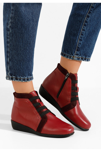 B T Shoes Červené kožené kotníkové boty Tashia