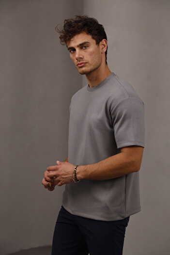 Bürke Gri Renk Standart Kalıp Basic Bisiklet Yaka T-shirt