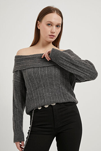 Arma Life Armalife 1179 Madonna Collar Draped Women's Knitwear Sweater