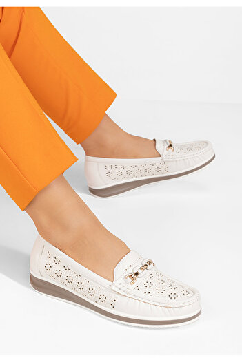 B T Shoes Biele mokasíny dámske Sharmaine