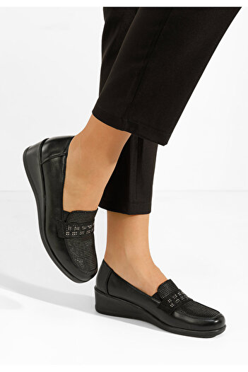 B T Shoes Tracey women's black loafers