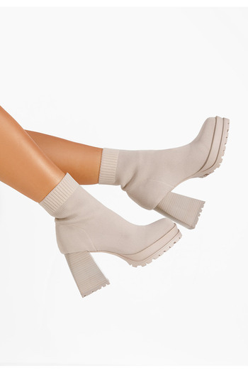 B T Shoes Μποτάκια με χοντρό τακούνι Lalena μπεζ