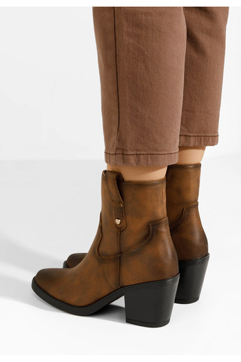B T Shoes Γυναικεία Μποτάκια Cowboy Alyonna ταμπά