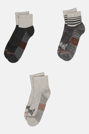 Tapout Men 3 Pairs Brand logo Half Terry Quarter Socks, Multicolor
