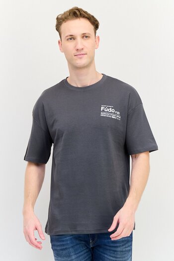 Fudo Men Crew Neck Short Sleeve Brand Logo T-Shirt, Dark Grey