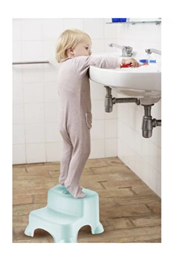 Babyjem Step Stool with Two Steps (Color: Green)