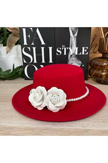 Pursehuit Women's hat, red, boater style, handmade, with removable pearl accessory, Greta