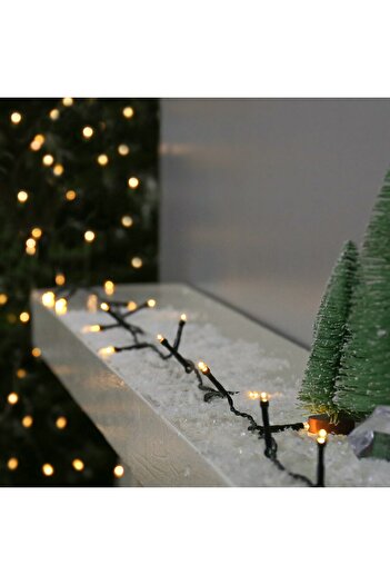 Family Christmas Yoto linear Christmas installation, 24 m, of which 1 m 220V plug cable, 300 LED, 8 light effects