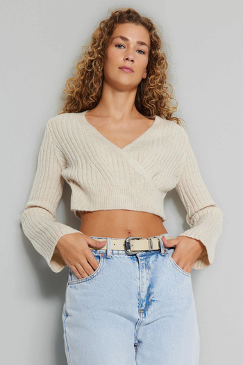 Trendyol Collection Zweireihiger Strickpullover mit weicher Struktur in Stone Crop – TWOAW24KZ00381