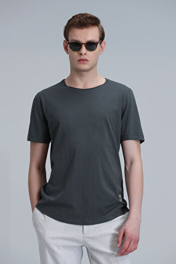 Lufian Men's Green Basic T-Shirt - Junya