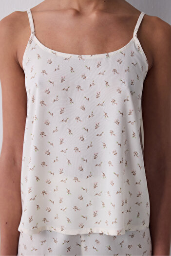 Penti Ecru Pajama Set with Floral Shorts