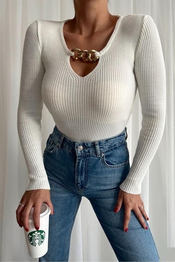 bayansepeti Ecru Knitwear Sweater - Long Sleeve with Chain Accessory Detail 0163