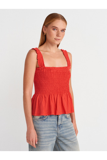 Dilvin 31852 Gipe Detailed Strappy Blouse-Red