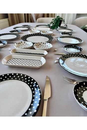 Yiğit Seramik Züccaciye Elegance Polka Dot 25-Piece Breakfast Set for 8 People