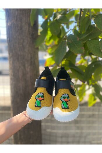 Bold Boutique Children's Linen Nursery Shoes, Velcro Closure for Comfortable Use, School Shoes