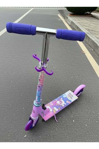 Hello Kitty Mascube Hello Kitty 2 Wheels Scooter for Kids Purple