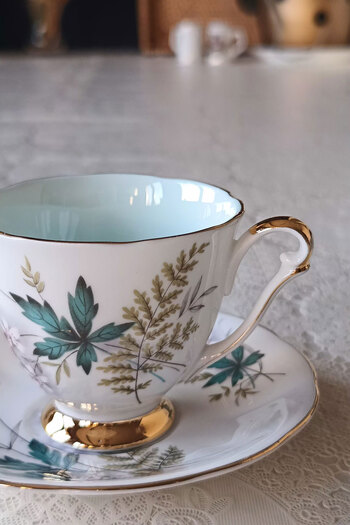 QUEEN ANNE Louise Bone China Vintage Double Coffee Cup 2 Pieces 120 ml