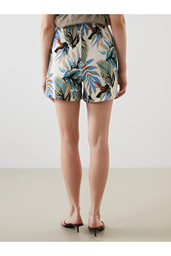 LC Waikiki Floral Women's Shorts with Elastic Waist