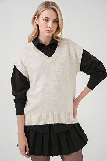 Hiccup Bdart Geometric Patterned V-Neck Sweater