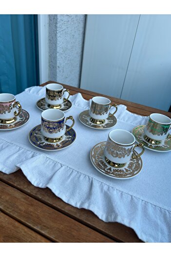 vanilya accessory Set of 6 Porcelain Cups with Gold Gilding