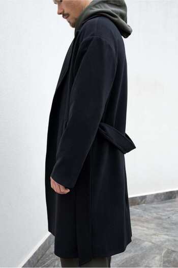 LAB 22 Coat Black