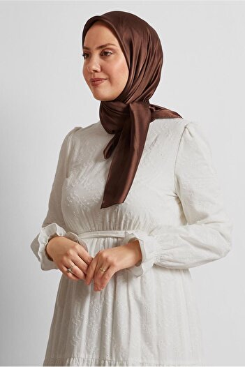 Alvina Saten Janjan Scarf 8569