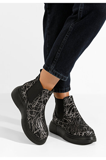 B T Shoes Černé dámské chelsea boty Kisalia V4
