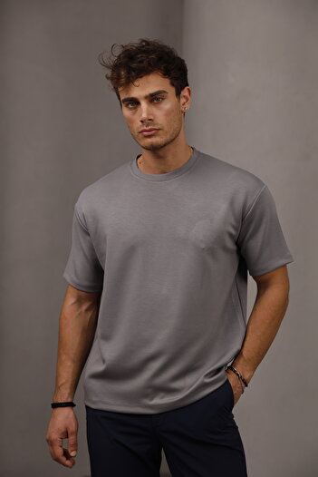 Bürke Gri Renk Standart Kalıp Basic Bisiklet Yaka T-shirt