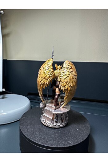 Nova Hawkman Figürü