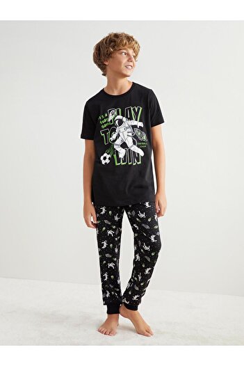 LC Waikiki Bisiklet Yaka Erkek Çocuk Pijama