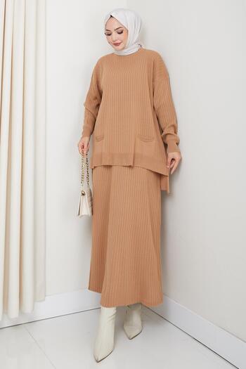 BisuModa Vertical Striped Knitwear Tunic Skirt Set with Pockets
