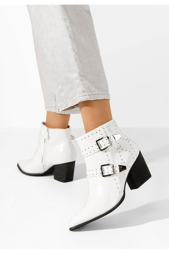 B T Shoes Bílé kotníkové boty cowboy Hazara