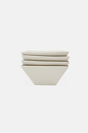 BIA Cordon Bleu 4 Pcs Plain Porcelain Square Bowl Set 591 ml, White