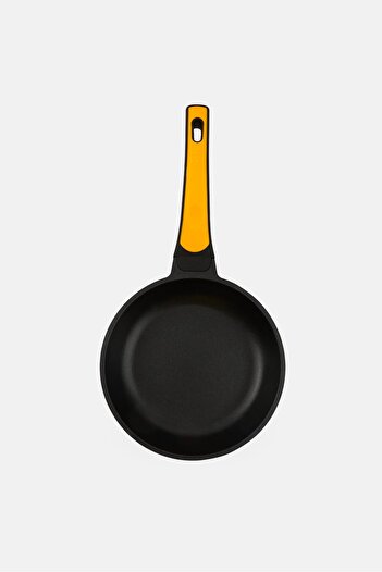 iBiLi Cast Aluminium Evolution Frying Pan , Black
